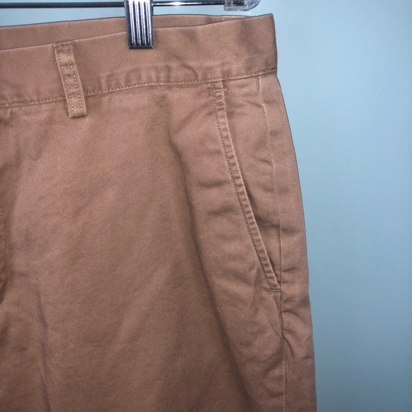 Men's khaki Ralph Lauren 9" inseam shorts - Picture 2 of 4